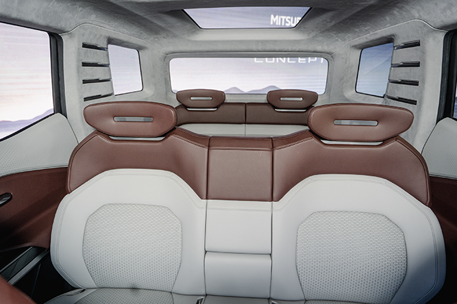 Mitsubishi DST Concept ra mắt 