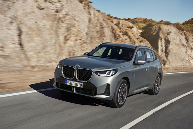 BMW X3 và BMW 5 Series hoàn toàn mới chính thức ra mắt